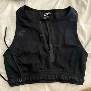 Nike sports top